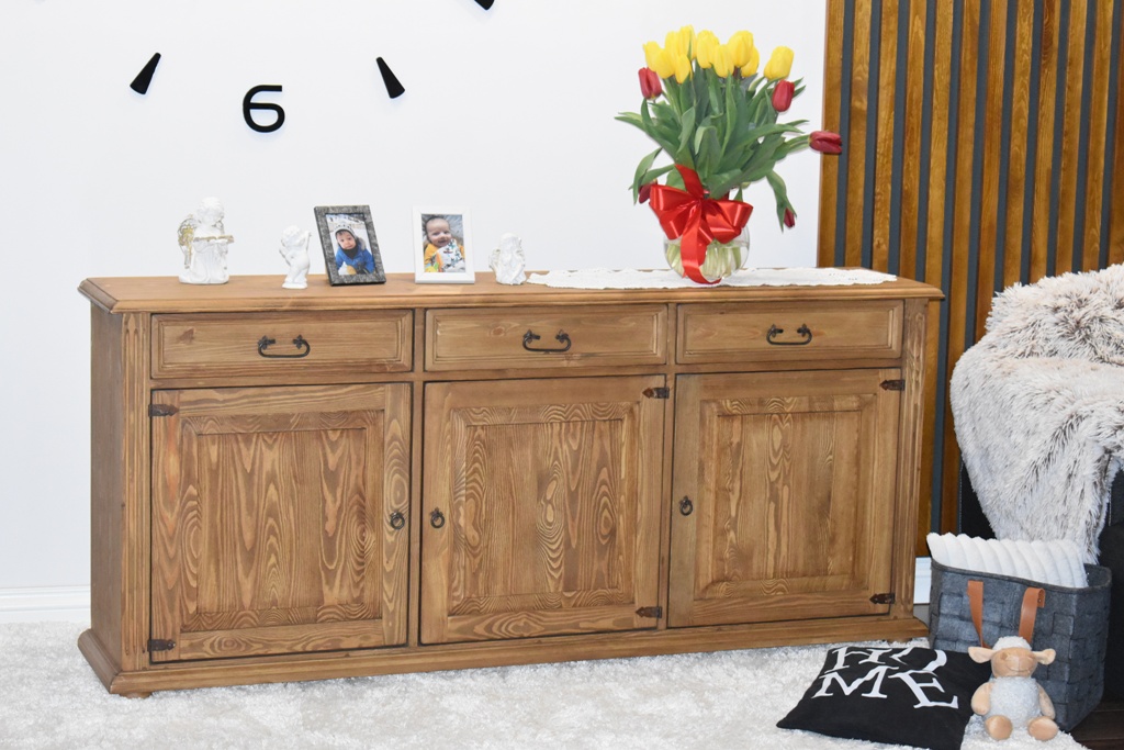 Chest of drawers in a rustic style produced
